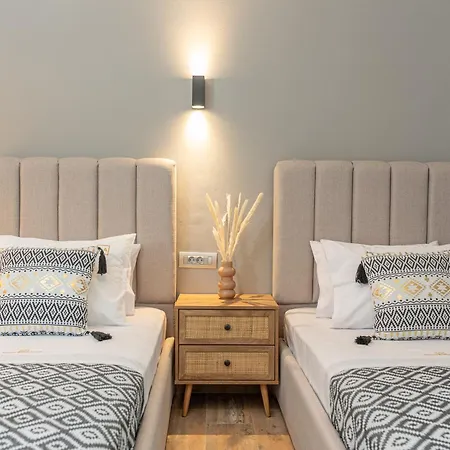 Aggeliki - F&a Golden Stone Villa *